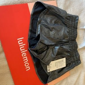 NWT Tracker LR Short 4inch- SZ8.